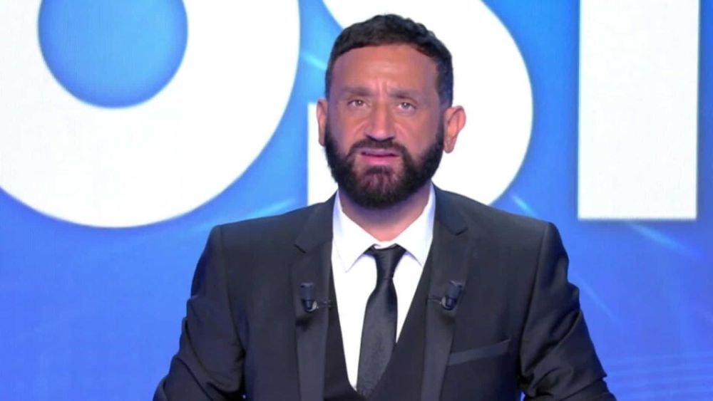 Cyril Hanouna : en direct de TPMP, il apprend que sa mère s'est fait agresser !