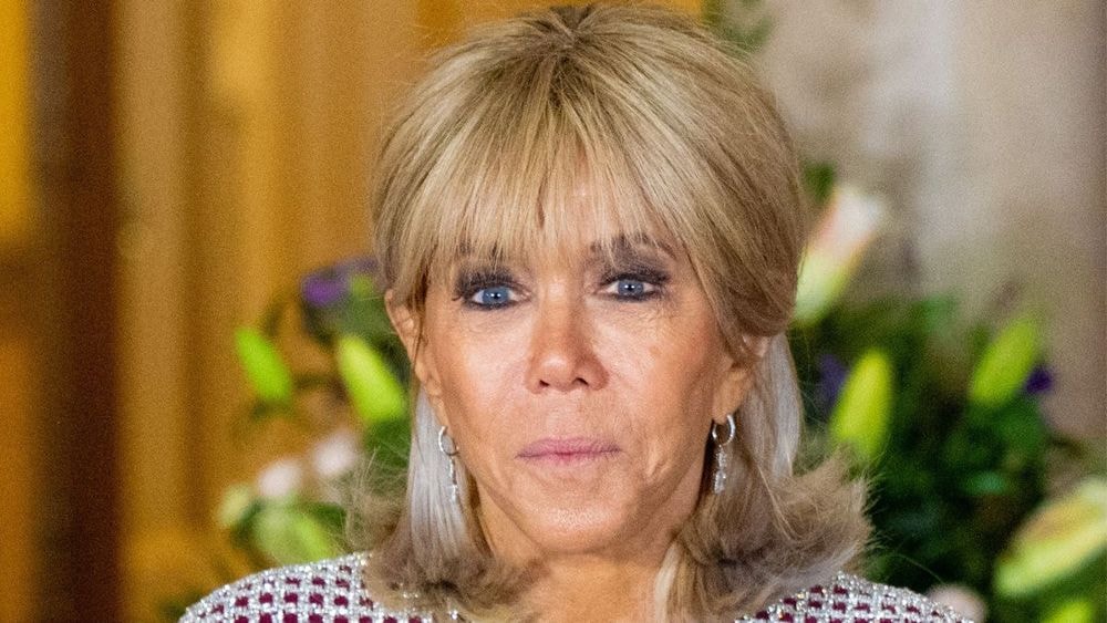 Brigitte Macron fait un aveu de taille en plein direct : "Je ne suis pas une femme m…"