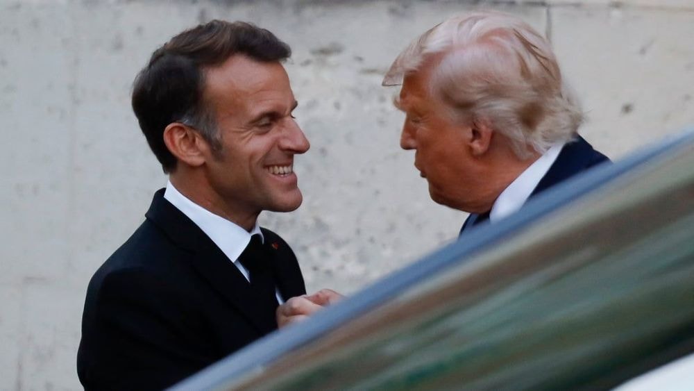 Donald Trump : "I love France", ses SMS intrigants avec une journaliste française juste avant de retrouver Emmanuel Macron
