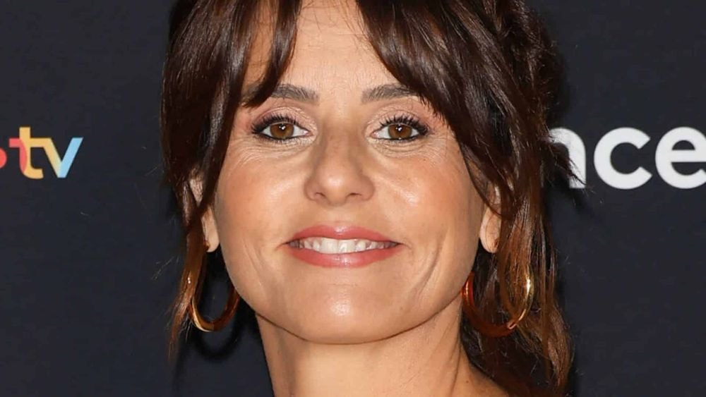 Faustine Bollaert : sa célèbre belle-soeur à la tête d'un business d'objets insolites