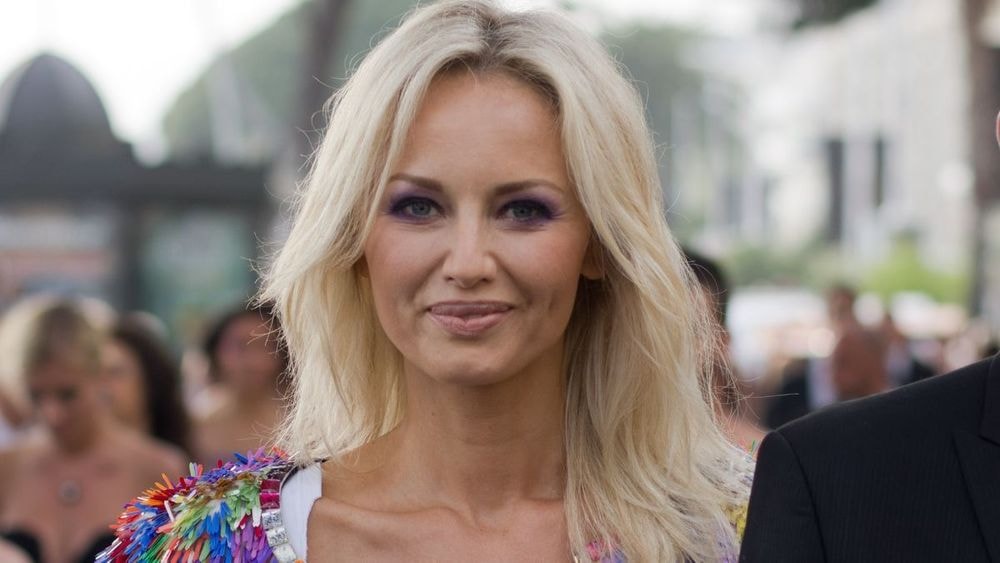 À 52 ans, Adriana Karembeu déballe sa vie privée : « Depuis mes 18 ans, je pratique le…