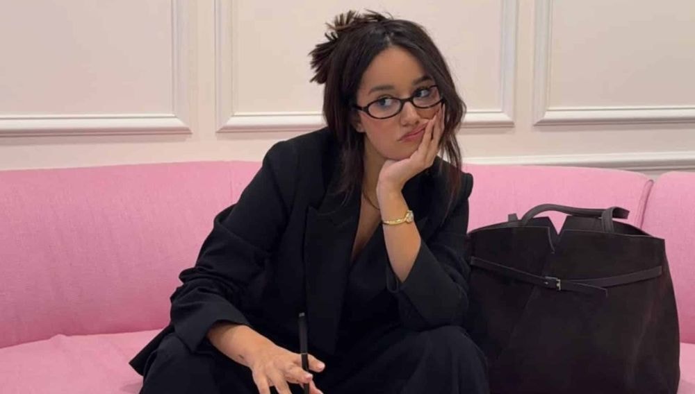 Léna Situations : en couple, elle crée l’événement au Met Gala dans une tenue qui fait sensation !