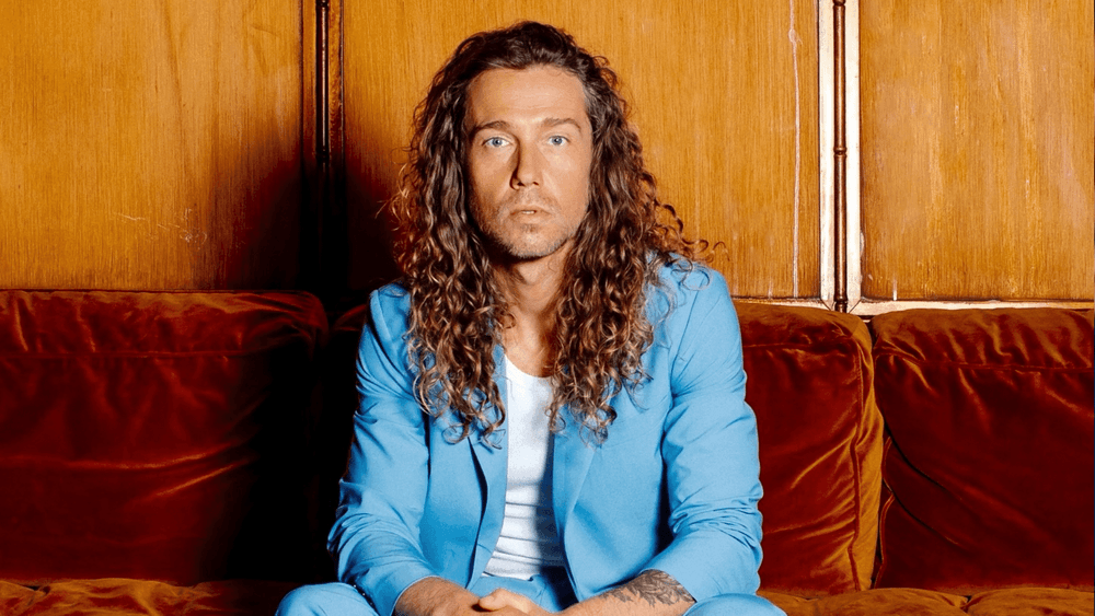 "Je ne veux pas être…" : Julien Doré est prêt à abandonner sa carrière de chanteur pour le bien de son fils !