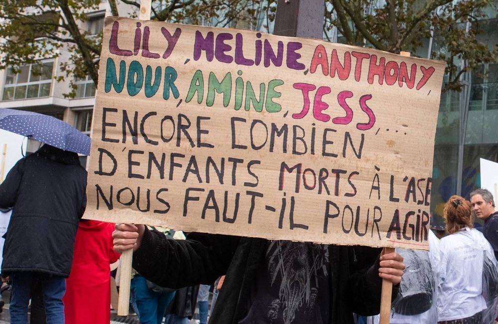 Suicide de Lily dans un hôtel de l’ASE : une association assigne l’État pour « faute lourde »