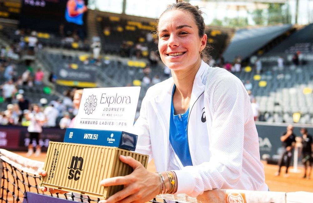 La Française Loïs Boisson, révélée à Roland-Garros 2025, remporte son premier titre WTA