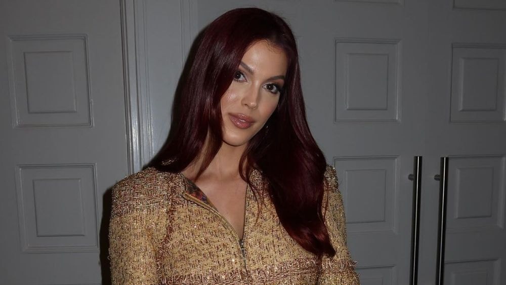 Iris Mittenaere : les internautes l'interpellent par rapport à son nouvel amoureux