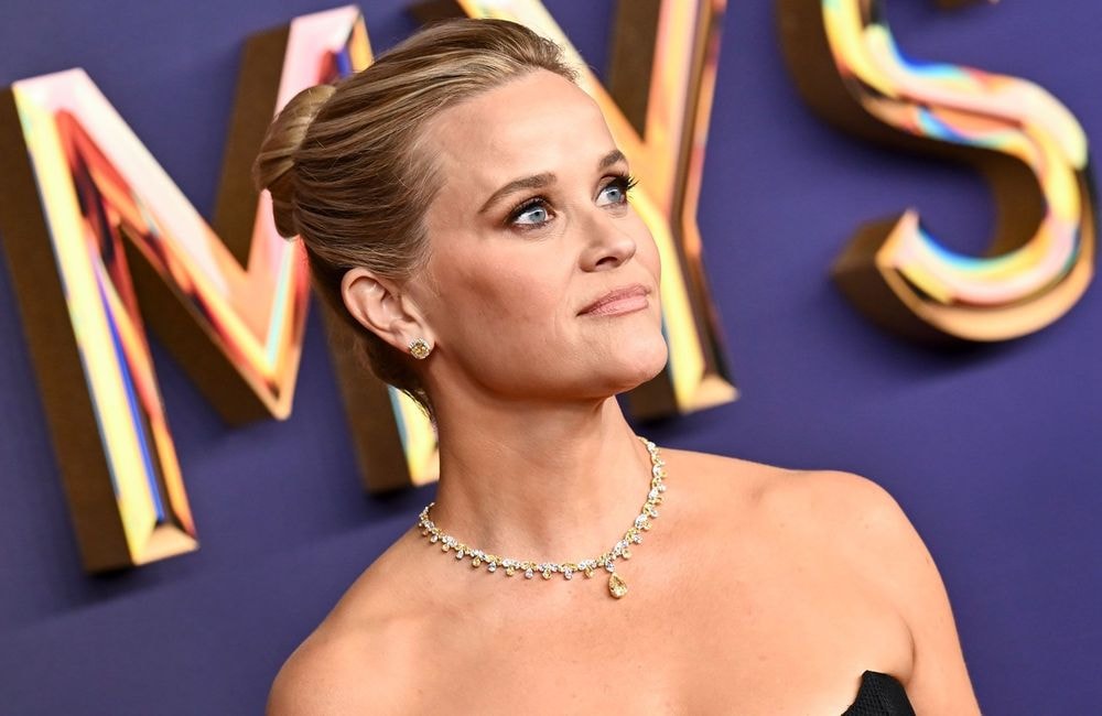 Emmy Awards : Reese Witherspoon et son chignon haut inspiré d’une princesse iconique
