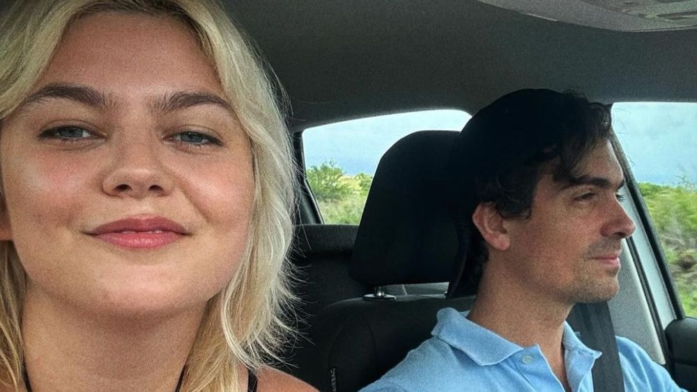 Louane très émue par la déclaration de son compagnon Florian Rossi