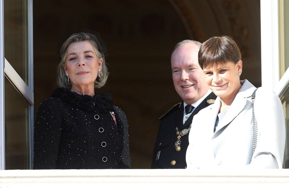 Le prince Albert II et Caroline de Monaco réunis sur le Rocher pour honorer leur soeur Stéphanie