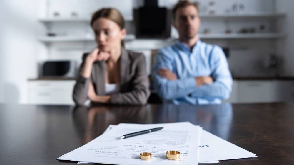 Ces couples n'ont pas droit au taux réduit et doivent payer plus d'impôts en cas de séparation