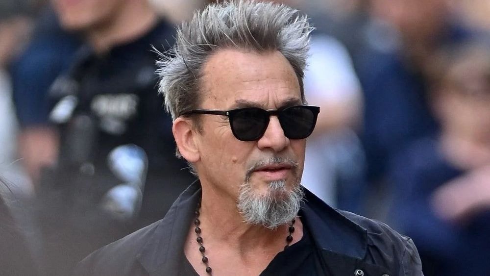 "J'ai perdu ma maison” : Florent Pagny endetté et lynché à cause de sa relation avec Vanessa Paradis, mineure à l'époque