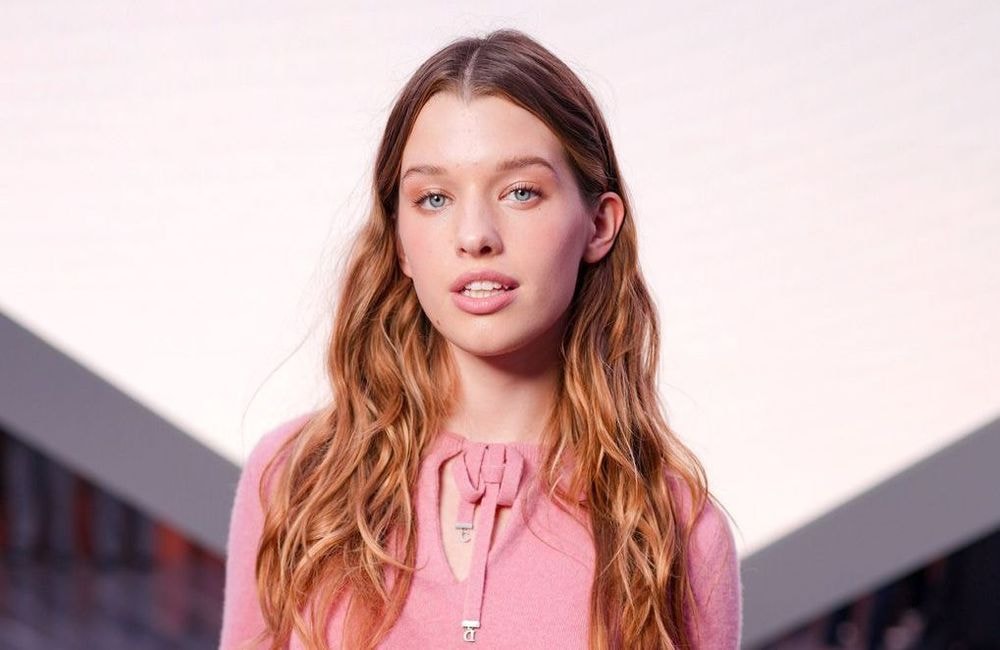 Qui est Ever Anderson, fille de Milla Jovovich et nouvelle muse de la mode ?