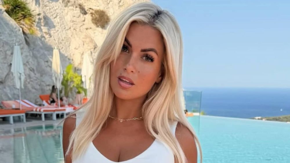 Carla Moreau : sa voiture incendiée à Marseille, une lettre signée de la DZ Mafia retrouvée sur place !