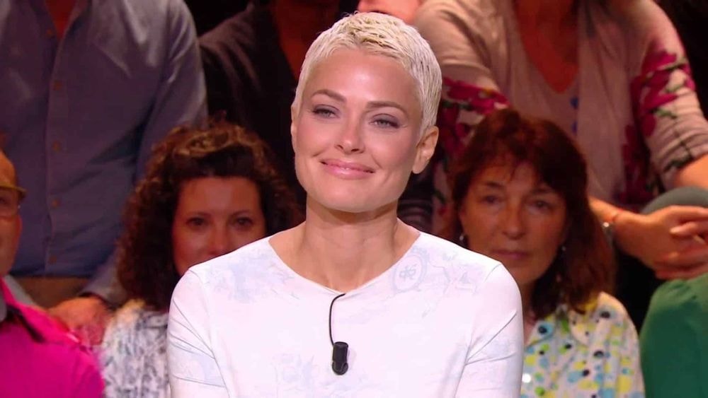 Caroline Receveur célèbre un jour spécial et partage un message très émouvant : "Tu es plus forte que…"