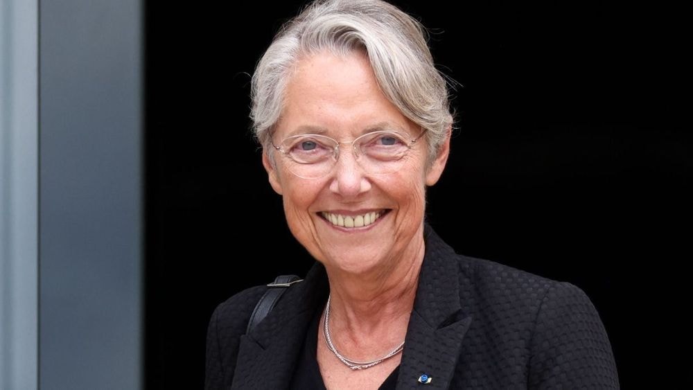 À 62 ans, Élisabeth Borne rétablit enfin la vérité sur son “orientation sexuelle”