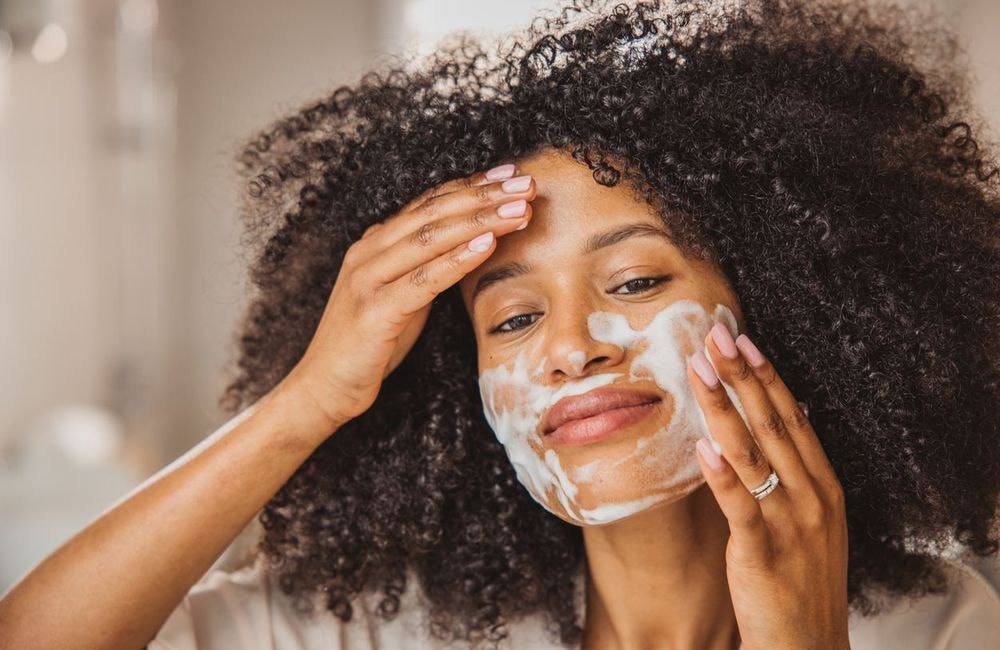 Les dermatologues sont unanimes, ce geste est le meilleur pour avoir une belle peau