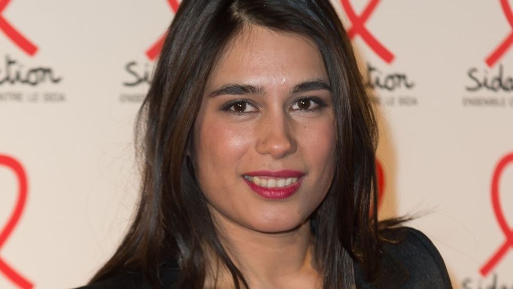 Émilie Tran Nguyen (41 ans) en bikini XXS, la journaliste privée d'antenne prend le large au soleil et se prélasse au bord d'une piscine
