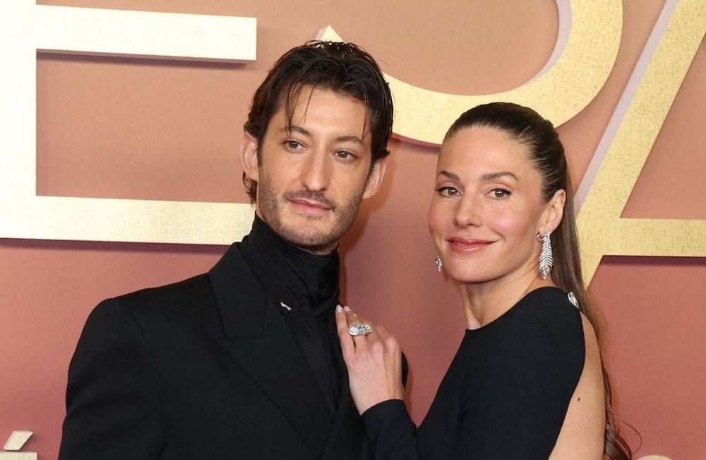 Pierre Niney : sa compagne Natasha Andrews dévoile un aperçu de leur quotidien à la campagne