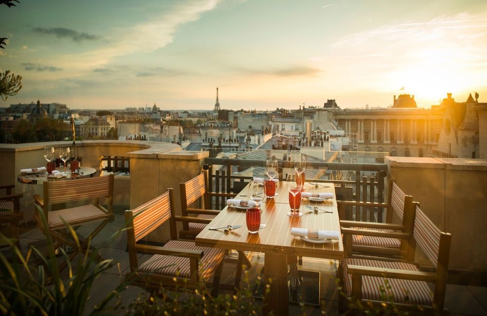 Best of food : la plus belle terrasse de Paris, des produits d’exception en livraison, des chocolats pour la fête des mères…