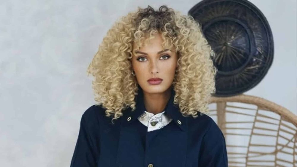 "Elle s’enfonce…" : Chloé (Île de la Tentation) répond aux accusations de black-fishing, ses explications énervent davantage la Toile, regardez !