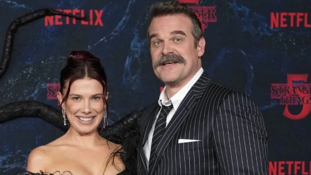 Stranger Things : Millie Bobby Brown harcelée par David Harbour ? Elle brise le silence pour la première fois !