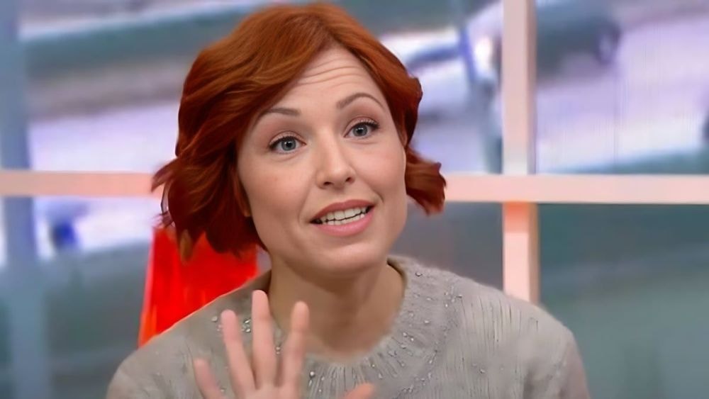 Natasha St-Pier, parodiée par Inès Reg, vide son sac sur la France : "Il est temps"
