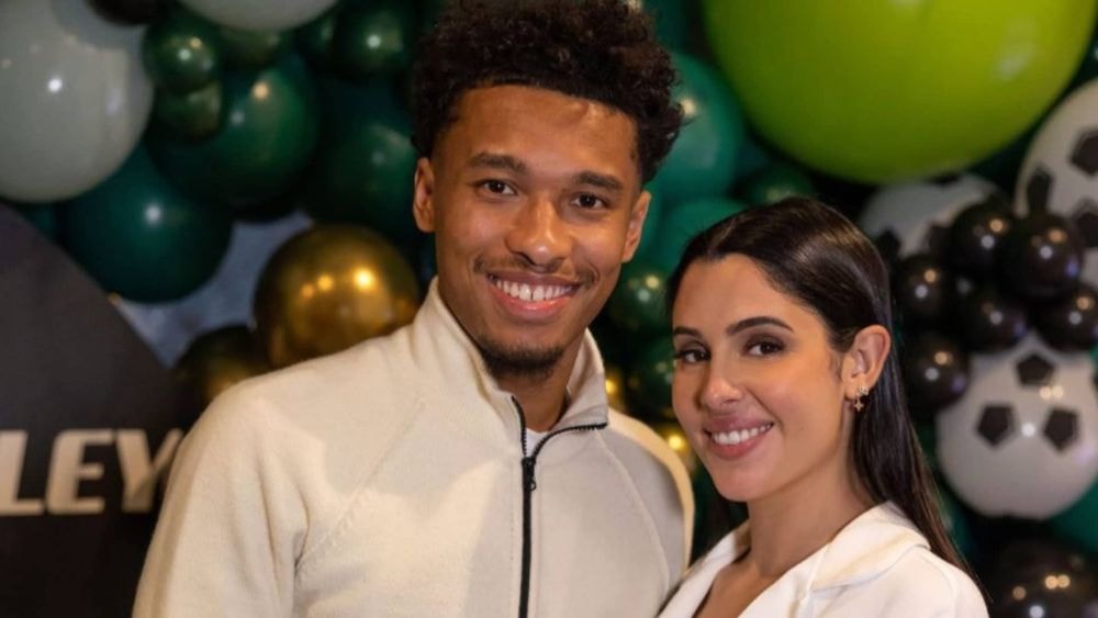 Coralie Porrovecchio : son couple avec Boubacar en crise ? Les internautes en sont sûrs à cause d'un détail bien précis !