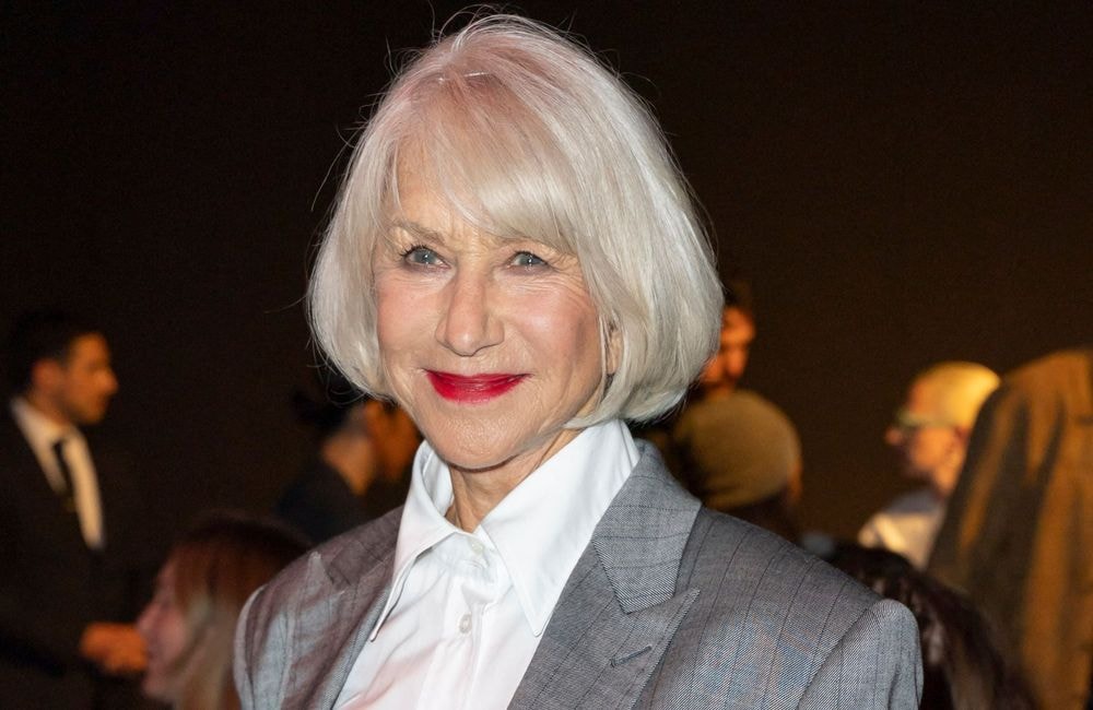 « Soit on meurt jeune, soit on vieillit...» : Helen Mirren se confie sur sa vision du vieillissement