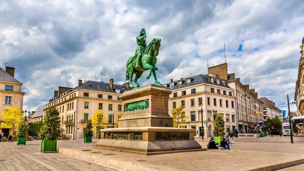 Immobilier à Orléans : baisse des prix d'achat et stabilité des loyers en mars 2026