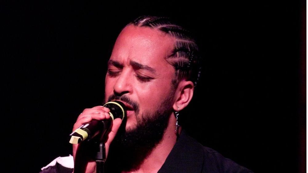 Attaqué de toutes parts, Slimane fait un aveu très gênant : "Depuis mes 13 ans"