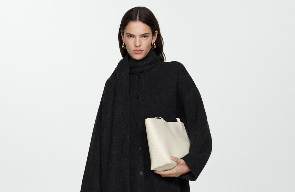 Voici le manteau le plus vendu chez Mango cette saison