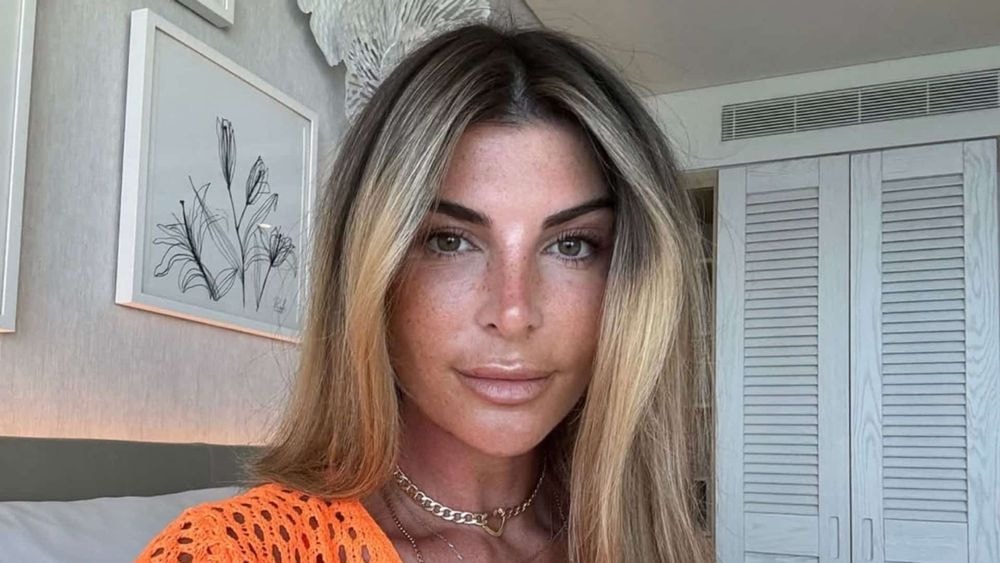 "Elle est malade" : Mélanight plus mince que jamais, sa nouvelle silhouette inquiète les internautes