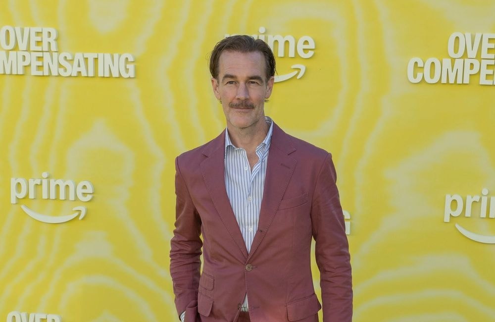 « Un processus pour le reste de ma vie » : James Van Der Beek évoque son combat contre le cancer