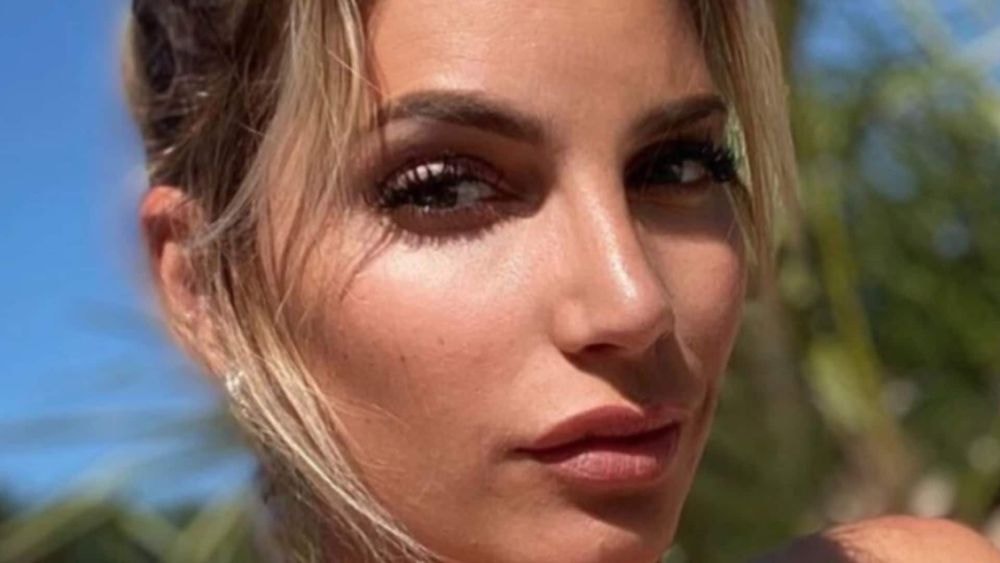 "Évasion réussie" : Nadège Lacroix maman, elle fait une annonce inattendue !