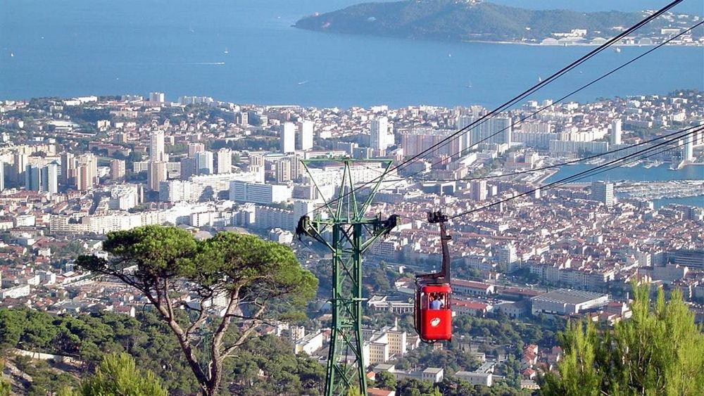 Immobilier à Toulon : hausse modérée des prix en octobre 2025