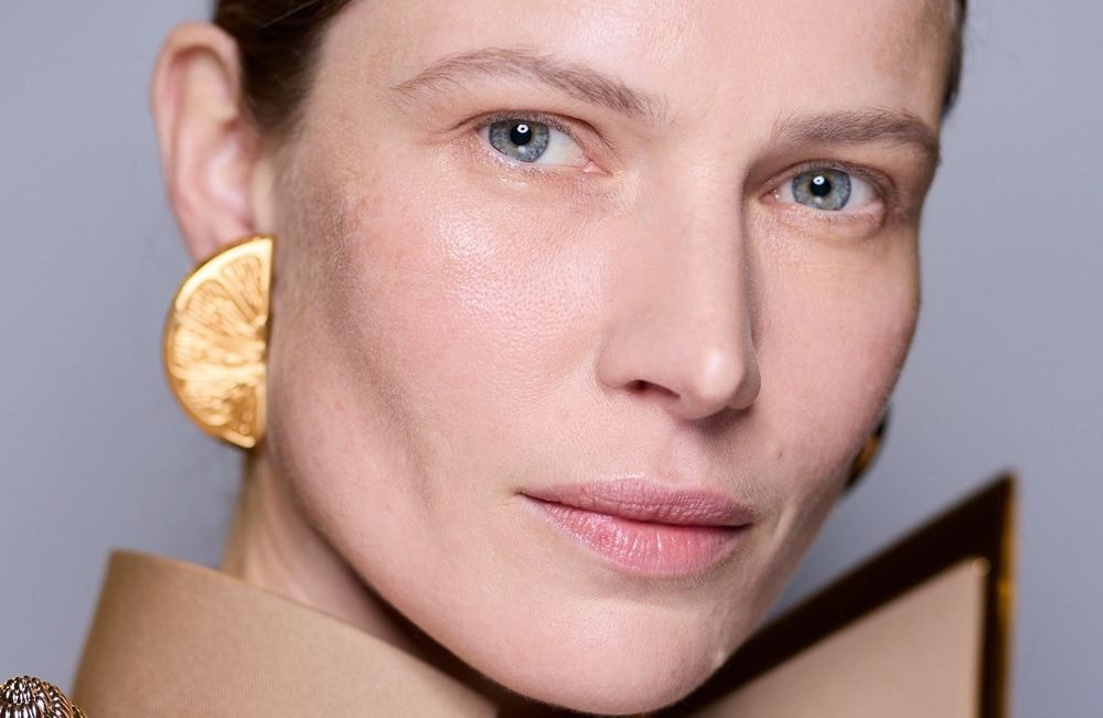 Anti-âge : 3 astuces pour bien choisir son soin à l'acide hyaluronique