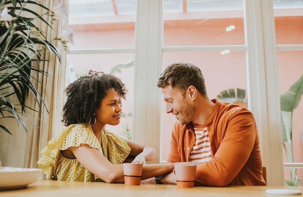 Après les red flags, qu’est-ce que les yellow flags en amour ?