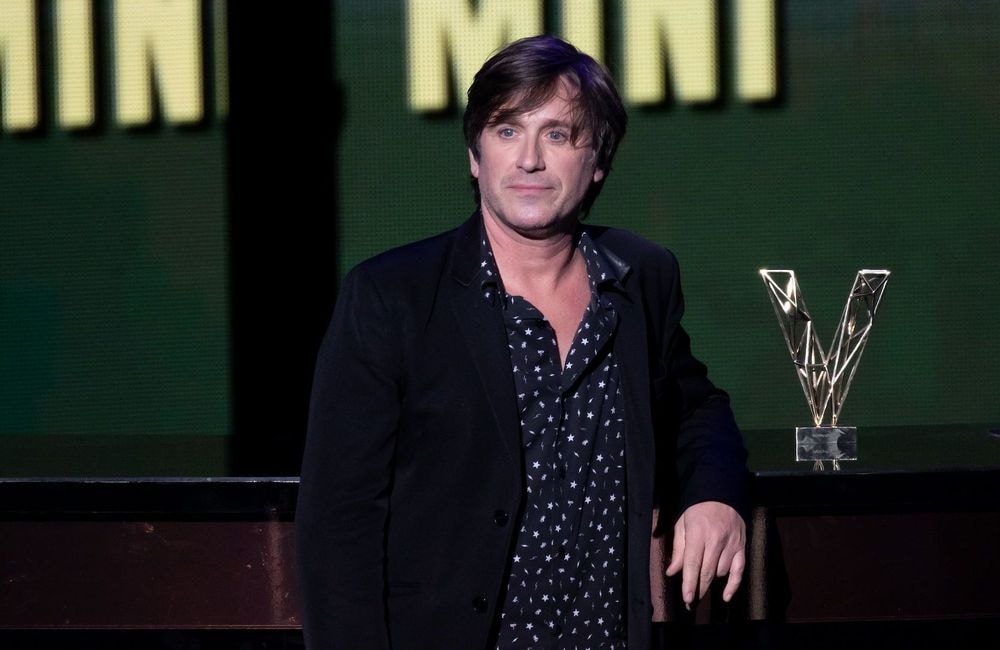 « On parle par silence, par non-dit » : Thomas Dutronc évoque sa relation avec son père Jacques Dutronc