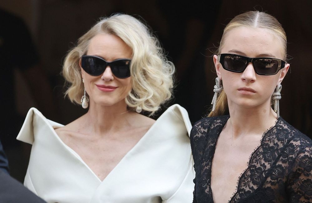 Nicole Kidman et Naomi Watts s’affichent aux côtés de leurs filles pour le défilé Balenciaga