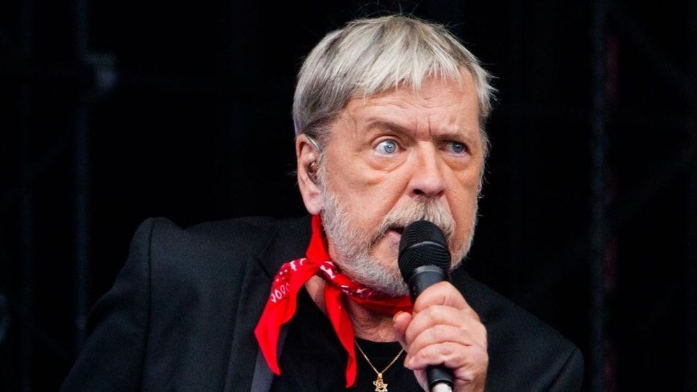 Renaud, à 74 ans : ni caviar, ni steak frites, ce plat classique que tous les enfants adorent est son préféré