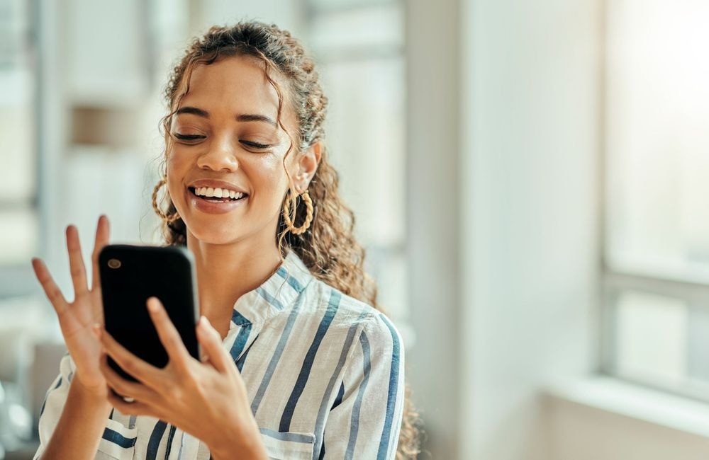Vous n’êtes pas seul à regarder vos propres stories Instagram, voici pourquoi
