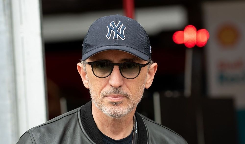 "Je suis..." : Gad Elmaleh fait son coming-out à l'âge de 53 ans