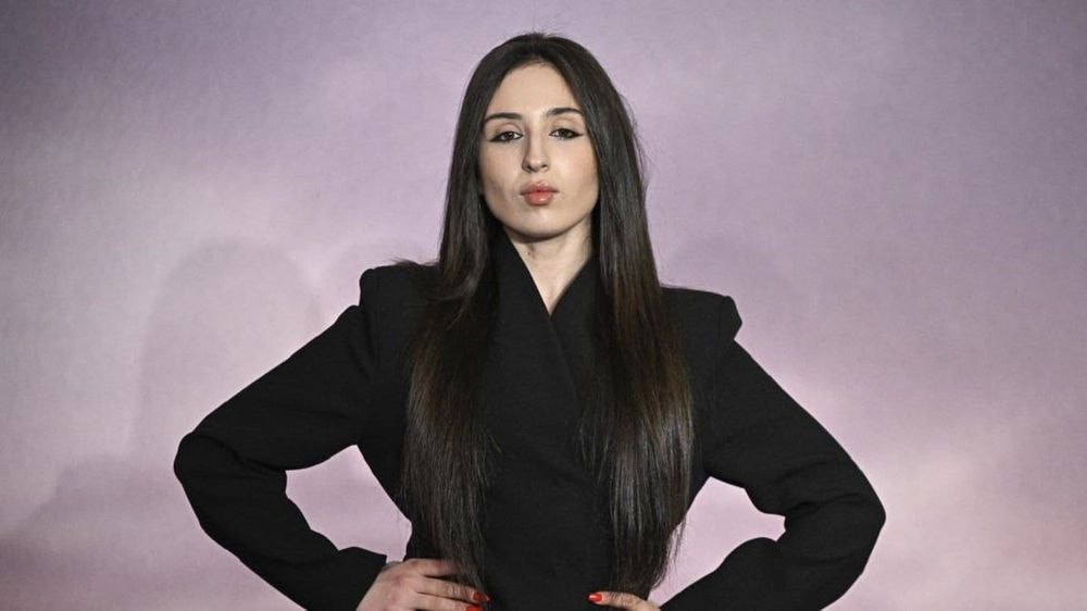 Gagnante de la Star Academy, Ambre "craque complètement" : ses prouesses de "contortionniste" vont vous épater