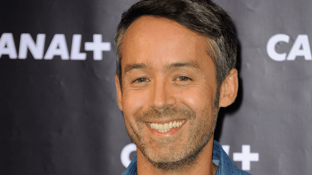 “Je suis mieux que lui” : Yann Barthès (50 ans) sans détours sur sa rivalité avec Cyril Hanouna