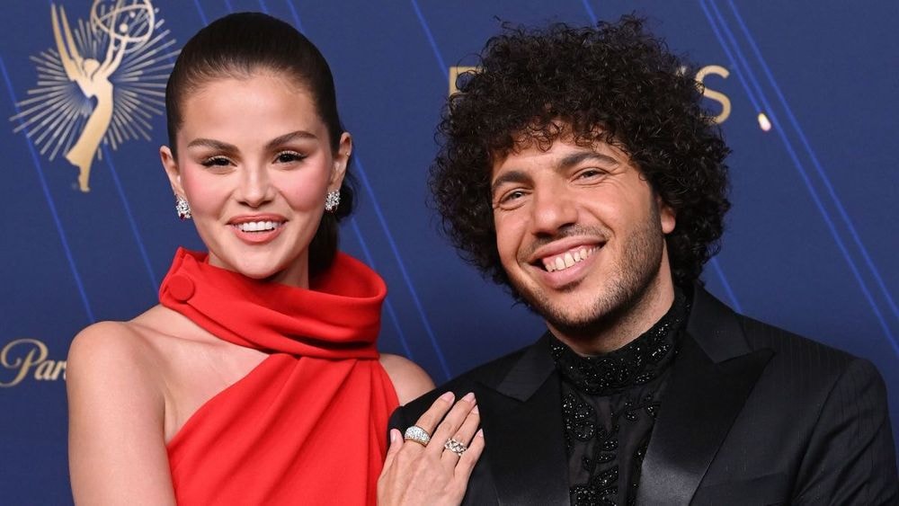 Selena Gomez et Benny Blanco mariés : la robe de mariée de la chanteuse fait trembler Instagram !