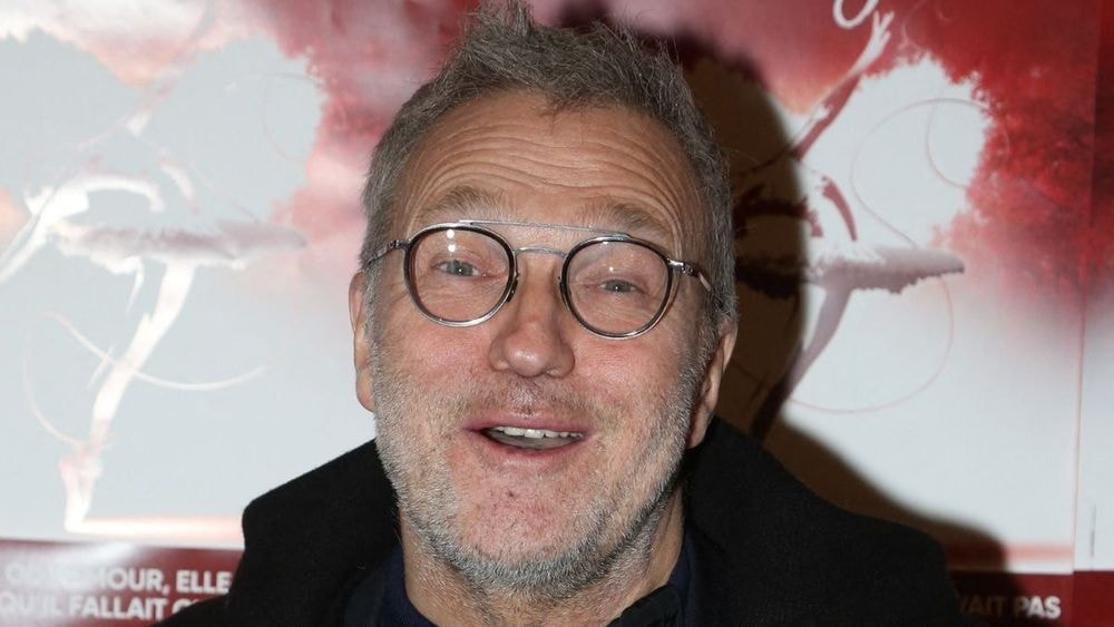 Laurent Ruquier, fraîchement célibataire, fait des confidences osées : "Je crois au..."