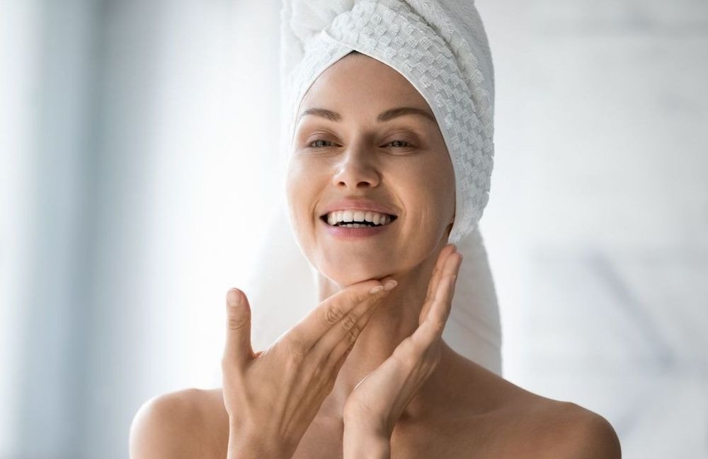 Acné, rosacée, taches… Cet actif sous-estimé serait un véritable allié pour traiter les imperfections