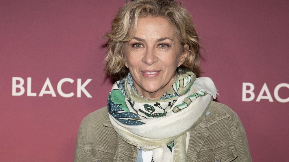 Célibataire à 66 ans, Corinne Touzet se confie : “Vivre un entre-deux ne m’intéresse pas”