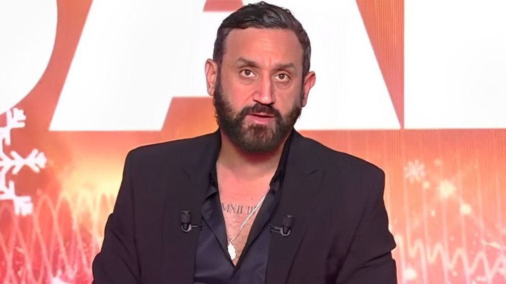 Cyril Hanouna accro à cette pratique dès son très jeune âge : "Ma mère m'a défoncé"