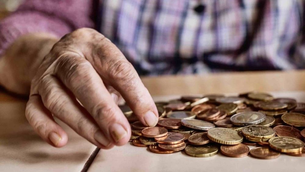 « Mes enfants ont refusé la succession et la banque a prélevé 236 euros. Est-ce légal ? »